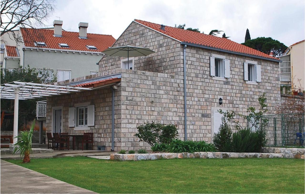 Apartment Amazing In With 2 Bedrooms And Wifi Dubrovnik
