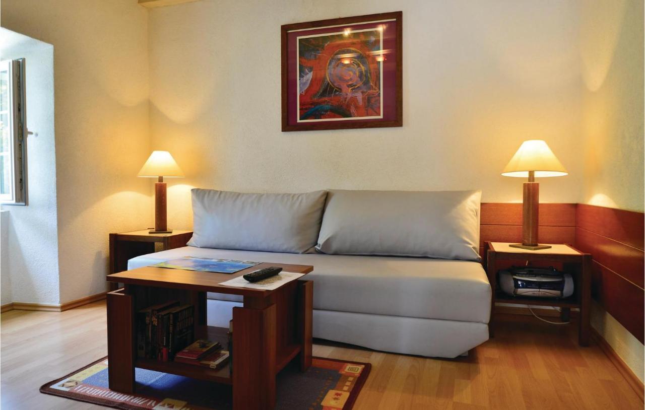 Amazing In With 2 Bedrooms And Wifi *